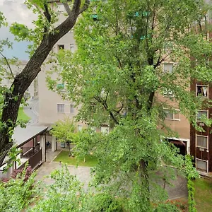 Orazio Flexyrent , Milan Italy